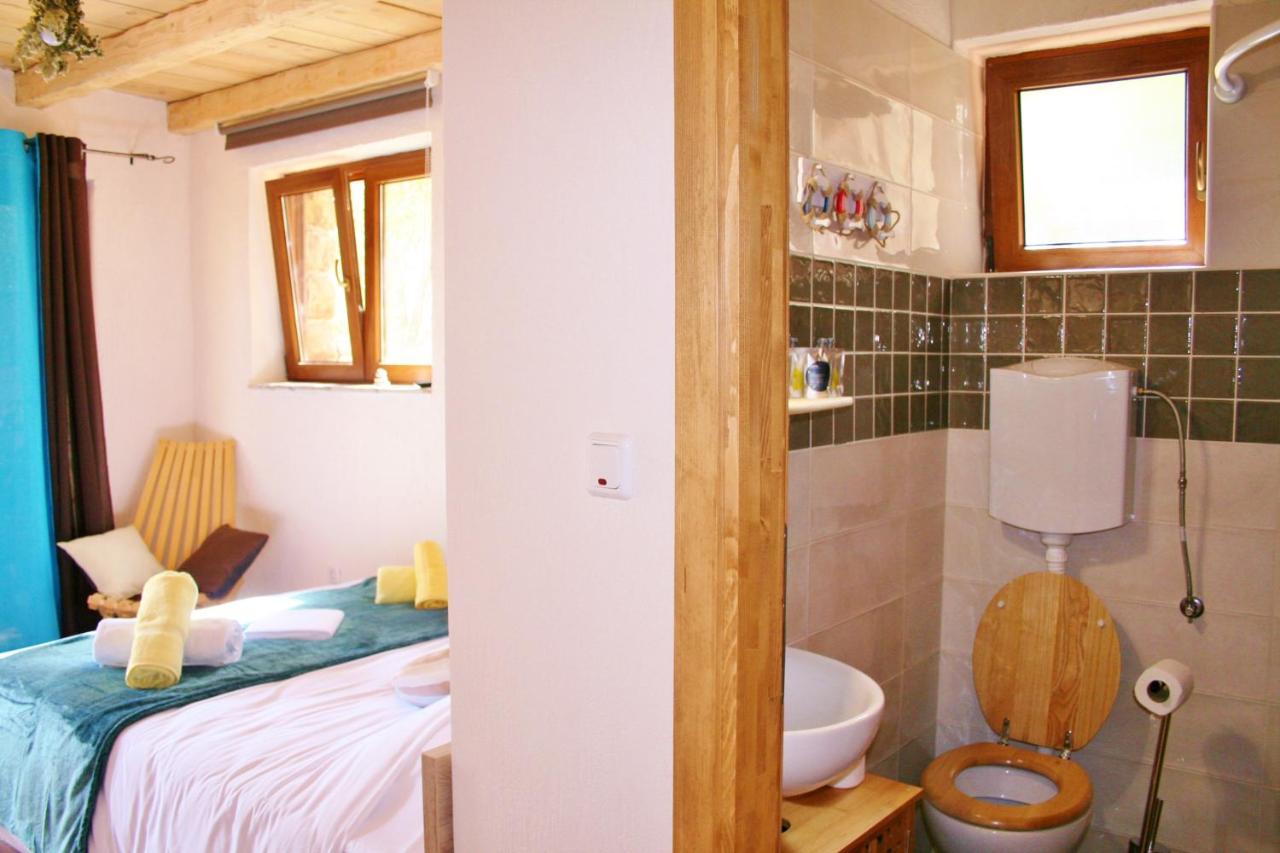 Boutique B&B Agroturizam Sv. Juraj Vrh  エクステリア 写真